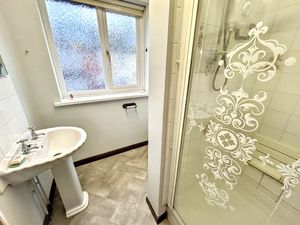 Shower Room- click for photo gallery